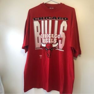 Vintage Chicago Bulls T-Shirt XL Red Logo 100% Cotton CGW